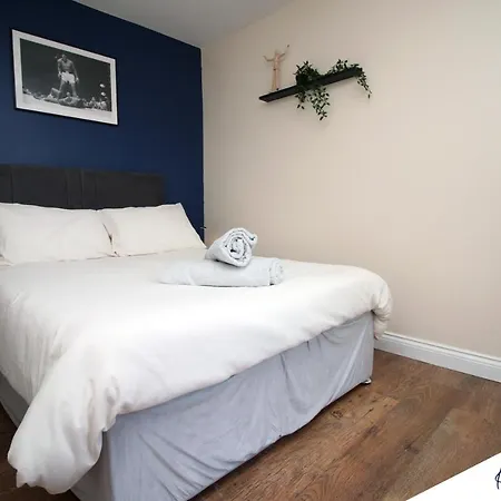 K Suites - Church Road II Daire *