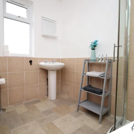 K Suites - Church Road II